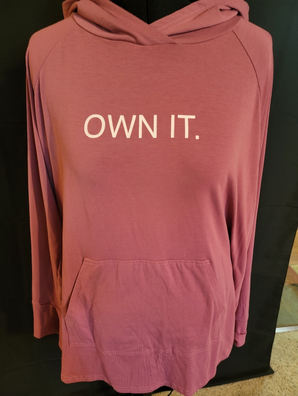 LuLaRoe mauve pullover hoodie with black interior